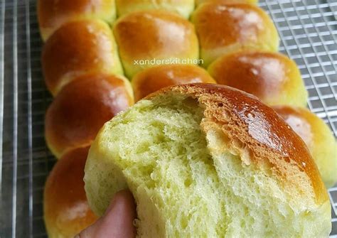 Bahan dan cara membuat resep roti sobek ksb ini tidak jauh berbeda dengan roti manis lainnya. Resep Roti Sobek Pandan oleh Xander's Kitchen | Resep | Rotis, Resep roti, Makanan dan minuman