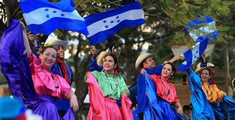Todo ello le aporta riqueza y peculiaridad. Honduras celebra el "Día del Folklore Hondureño" - Diario ...