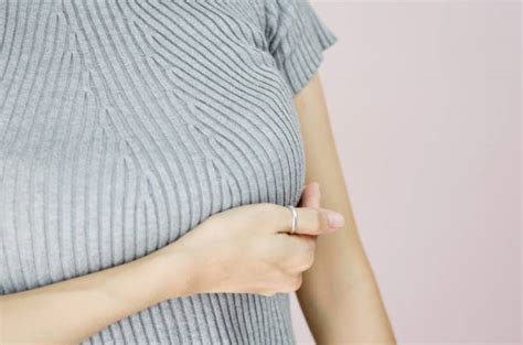 Breast Exam Zdjęcia I Ilustracje Istock