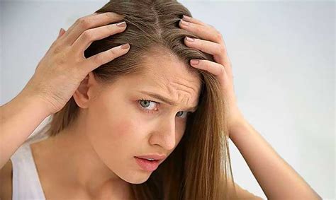 How To Deal With Hair Loss When You Are A Woman Female Hair Loss