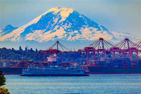 View On The Mt Rainier And Seattle Port Washington State Ferry With