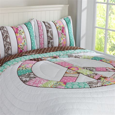 It's easy to make, whether with your hand or by drawing a peace symbol on paper. peace sign | Hippie bedding, Girls bedroom furniture ...