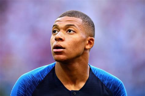 When kylian mbappé hits top speed🔔 turn notifications on and you'll never miss a video again!📸 instagram: 7 things you didn't know about: Kylian Mbappé