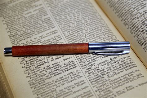 Maybe you would like to learn more about one of these? Kontakt - german-deutsch.com