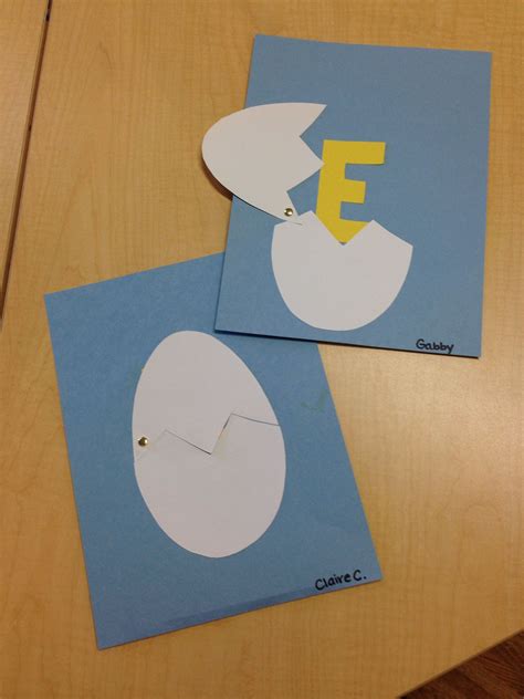 E Is For Egg Craft More Alphabet Crafts Preschool Alphabet Letter