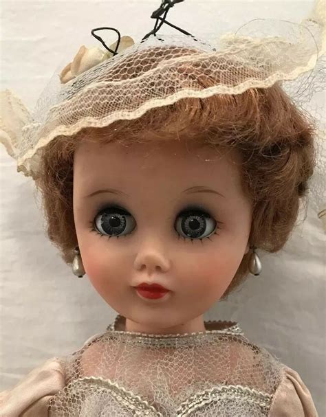 Vintage Deluxe Reading Prom Bride Fashion Doll Gown 19 Sleep Eyes
