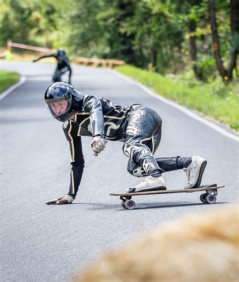 Dutch team-rider Max Grosfeld locked and loaded at Kozakov World Cup