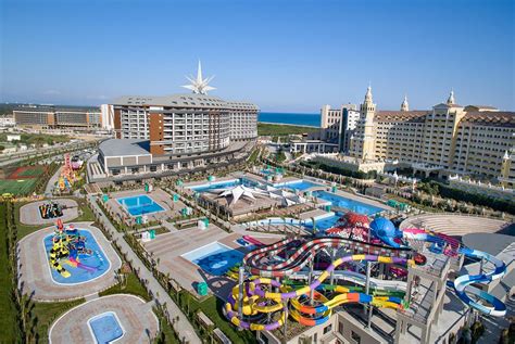 Dankzij de stranden en het warme mediterrane klimaat is antalya uitgegroeid tot één van de. Hotel Royal Seginus, Antalya - Lara, Turkije zonvakantie ...