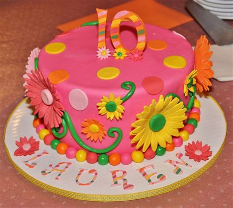 We love that this one is designed with. 60 best 10 year old girl cakes images on Pinterest | Anniversary cakes, Birthday cake and ...