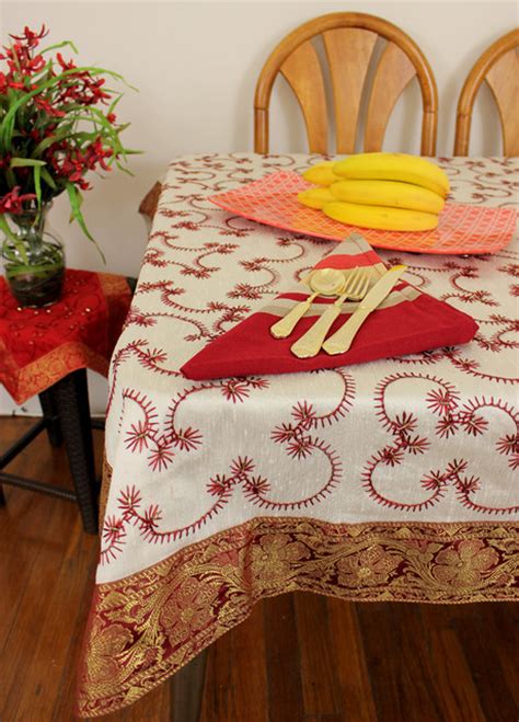 Unique And Decorative Tablecloths