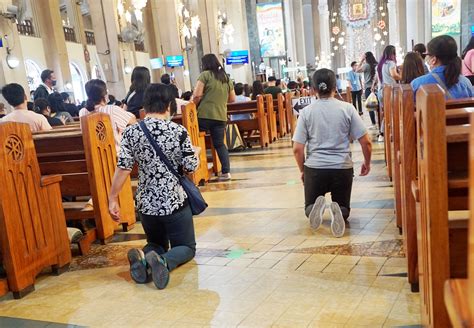 Kneeling Prayer Photos Philippine News Agency