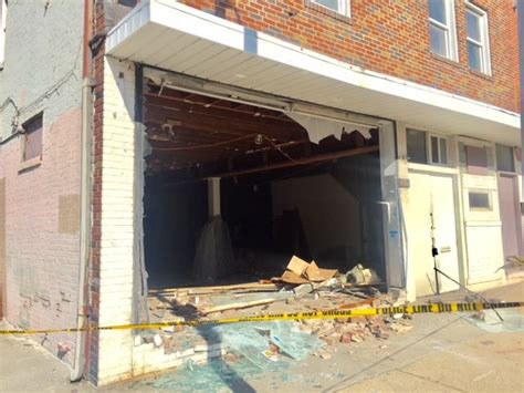 Robin Godwin Car Crashes Into Building On Fort Avenue