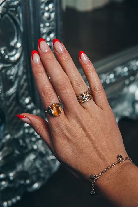 Easy Minimalist Nail Art Designs You Have To Try A Model Moment