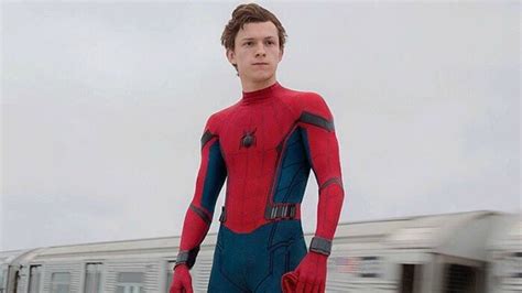 Holland began his acting career on stage in the titular role of billy elliot the musical in london's west end from 2008 to 2010. SPIDER-MAN Tom Holland Visits LA Children's Hospital in ...