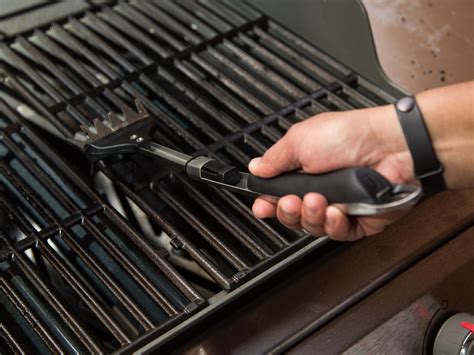 When people ask how to clean a grill, they often want to know how to clean grill grates, or how to get rid of rust from the interior of a grill. How to clean your grill and fall in love with your BBQ ...