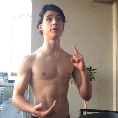 Picture Of Uriah Shelton In General Pictures Uriah Shelton 1622874429