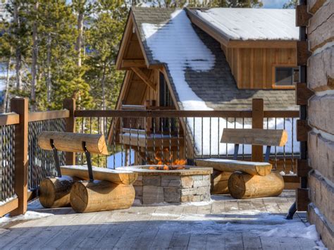 Powder ridge cabins at big sky resort offering three, four, and five bedroom log cabins, we have the perfect montana vacation home for you. Big Sky Rental Cabin in Powder Ridge | Big Sky MT Resort ...