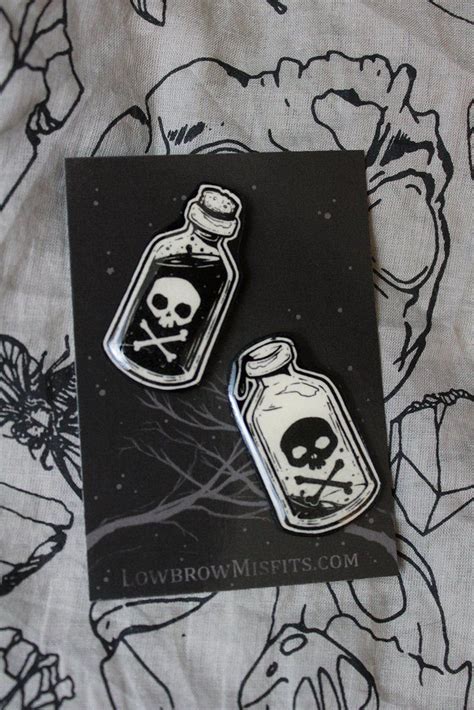 Poison Pin Set Bottle Tattoo Cute Simple Tattoos Halloween Tattoos