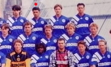 It also displays the transfer fees. Adidas FC Schalke 04 Trikot 1994/95 Kärcher Heim Blau ...