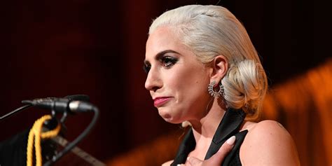 Lady Gaga Regrette Sa Collaboration Avec R Kelly Accusé Dabus Sexuels