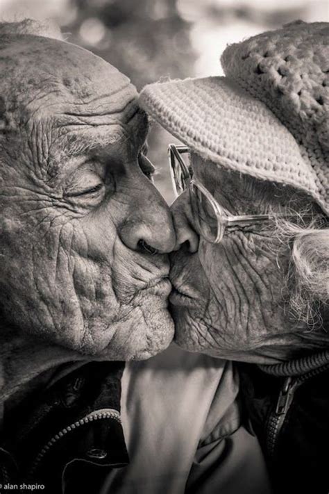 Photos Of Cute Old Couples That Will Give You The Ultimate Relationship Goals Cute Old
