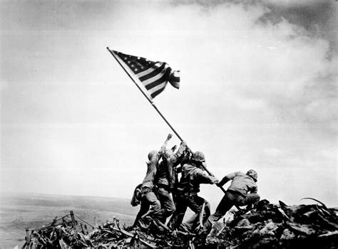 Iwo Jima Soldier Misidentified In Iconic Ww2 Photograph Marine Corps