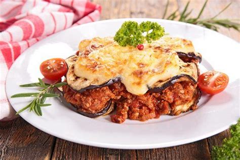 Griechisches Moussaka Rezept Рецепт