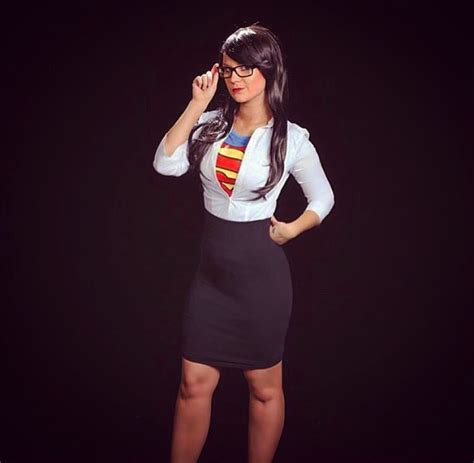 Fem Clark Kent