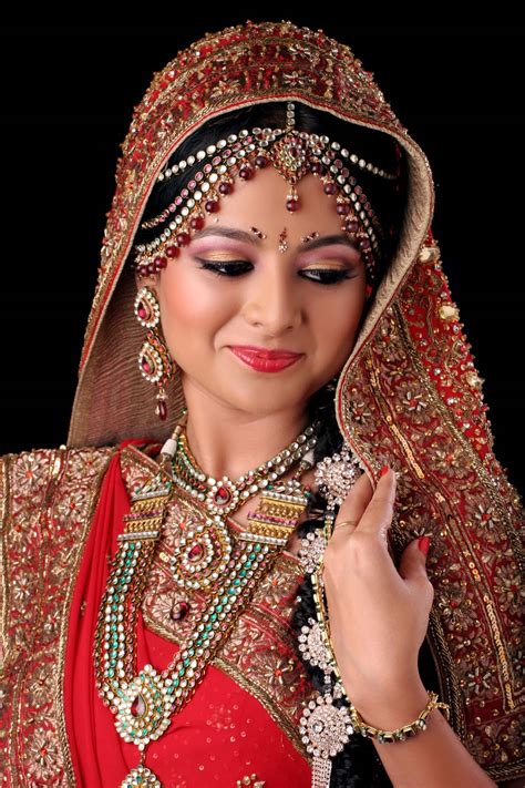 Dulhan Makeup Image Png Indian Bridal Makeup Collection Beautiful Dulhan Makeup Jaleada
