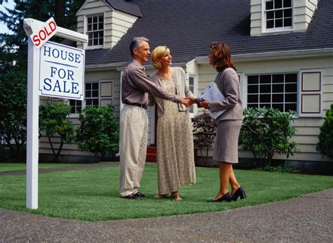 Choosing A Real Estate Agent To Sell Your House Thriftyfun