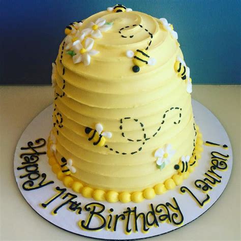 Bee Hive Cake Hayley Cakes And Cookies Bee Cakes Bee Birthday Cake