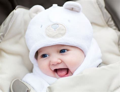 4k Infants Winter Hat Glance Hd Wallpaper Rare Gallery