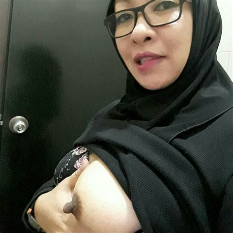 Indonesian Muslim Nude Girls Porn Images Hot Sex Picture
