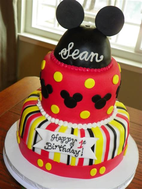 Mickey mouse birthday cakes mickey mouse themed cake k noelle cakes disneys mickeyminnie. Plumeria Cake Studio: Mickey Mouse Birthday Cake