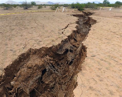 More On Arizonas Earth Fissures Azgs