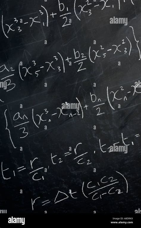 Ecuación Matemática En Una Pizarra Fotografía De Stock Alamy