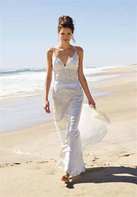 25 Beautiful Beach Wedding Dresses The Wow Style