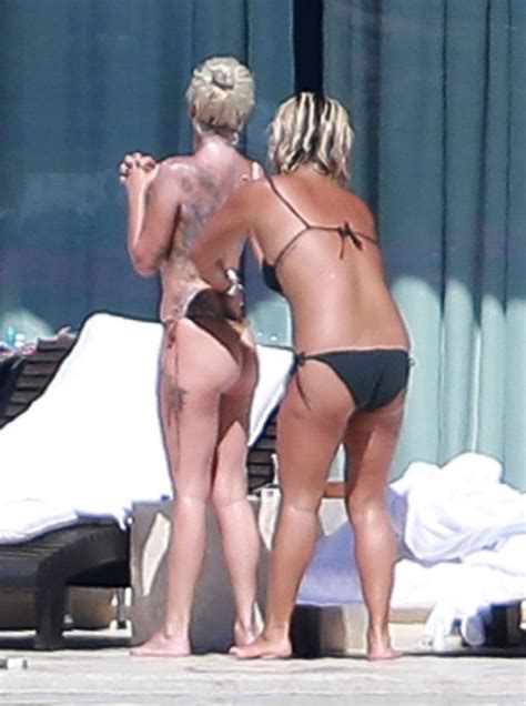Lady Gaga Topless 12 Photos TheFappening