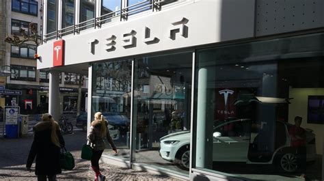 Tesla Duplica Sus P Rdidas Semestrales Y Ya Acumula A Os Sin Ganar