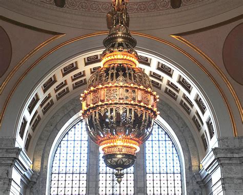 Worlds Largest Tiffany Chandelier Washington State Capitol Olympia