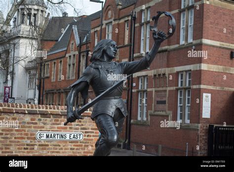 Statue Of King Richard Iii Relocated To The Cathedral Gardens Outside