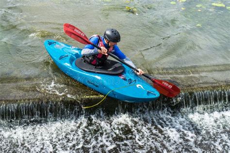 Bedfordbedfordshireukaugust 19 2018 White Water Kayaking In The Uk