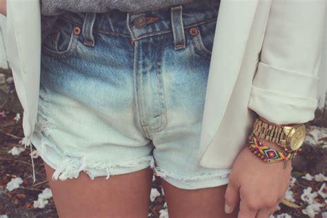 What We Love Dip Bleach Shorts Diy