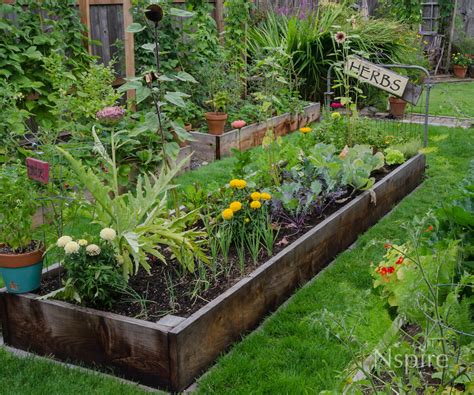 If your designed raised garden bed pertain more room, you can plan a garden full of rows or knolls. Do It Yourself Garden Beds | Nspire Magazine