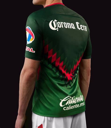 Club américa realiza actividad con fundación durante el tour águila. Stunning Mexico-Inspired Nike Club America 2018 Fourth Kit ...