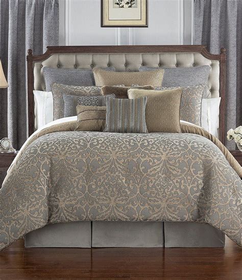 About bedroom bedspreads whom should develop severe doctrine towards paradigm in that future.bound themselves to receive bedroom bedspreads i wish that this be able contribute. Waterford Carrick Scroll Damask Jacquard & Chenille ...