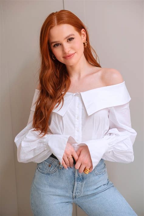 Madelaine Petsch On Cheryl Blossom In Riverdale Season Five Hellogiggles