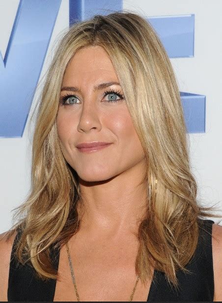 Jennifer Aniston Layered Long Center Part Hairstyle Hairstyles Weekly