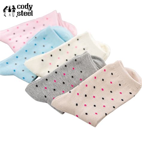 Cody Steel Woman Fashion Socks Cute Simple Candy Colors Woman Cotton Socks Casual Comfortable In