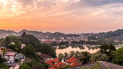 In This Blogpost You Will Find The 12 Best Things To Do In Kandy Sri